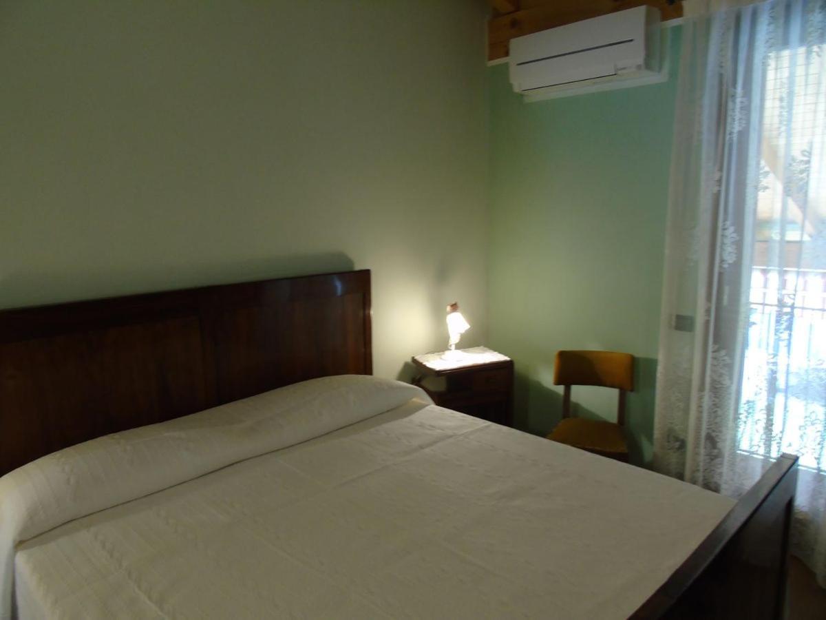B&B Ai Cipressi Местрино Экстерьер фото